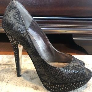 Mariah Carey size 9 brand new black high heels with rhinestones
